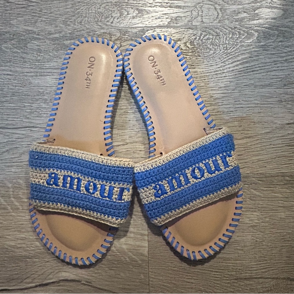 Blue Cream Sandals with Decorative Stitching